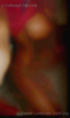 Femme lesbian, looking for from Rogersville, TN discreet fun.