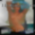 Woman looking Centro